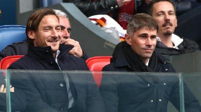 La dirigenza giallorossa in tribuna contro l'Udinese