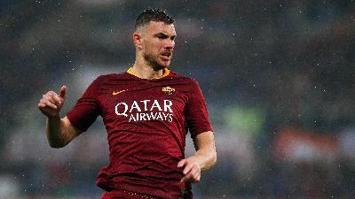 Dzeko cerca il suo primo gol al Meazza contro l'Inter