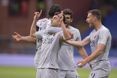 L'esultanza con dedica di El Shaarawy