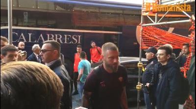 De Rossi e la squadra partono da Termini