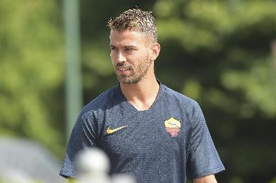 Leonardo Spinazzola al primo giorno a Trigoria