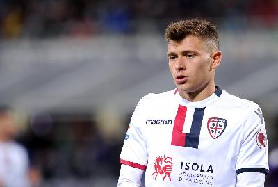 Nicolò Barella con la maglia del Cagliari nella scorsa stagione
