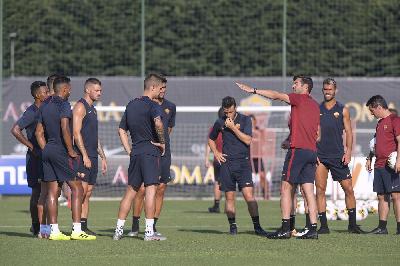 La Roma in allenamento a Trigoria durante il ritiro
