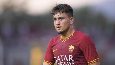 Cengiz Ünder si è infortunato in ritiro con la Turchia