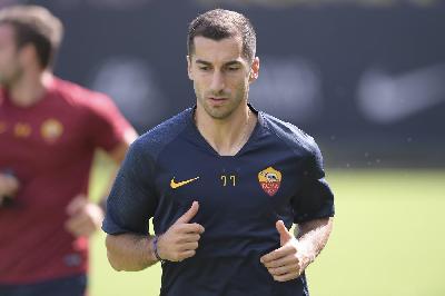 Il primo allenamento di Mkhitaryan