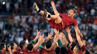 Totti Days: i giorni di Checco, favola e trofeo