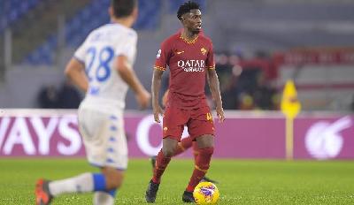 Amadou Diawara in campo contro il Brescia