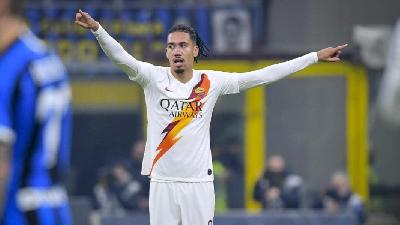 Chris Smalling durante Inter-Roma