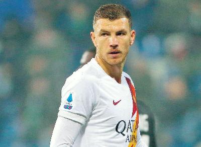 Edin Dzeko, 33 anni, al Mapei ha realizzato il suo centesimo gol con la maglia della Roma