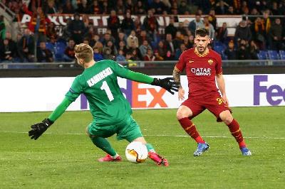 Carles Perez segna il gol dell'1-0 contro il Gent
