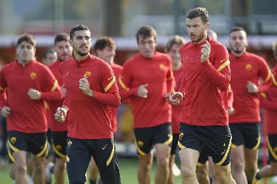 Dzeko guida il gruppo a Trigoria. Col Napoli tornerà titolare