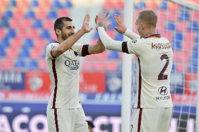 Mkhitaryan festeggia il gol con il Bologna