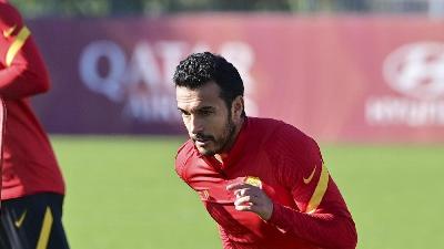 Trigoria: Pedro torna in gruppo a due giorni dal derby