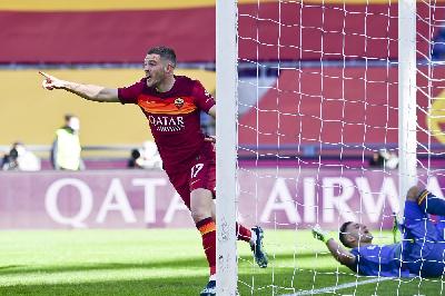 Veretout esulta dopo il gol dell'1-0 contro l'Udinese
