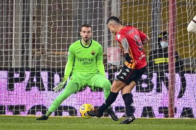 Pau Lopez: