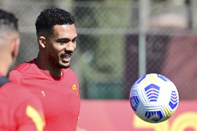 GALLERY - Tre giorni a Sassuolo-Roma: giallorossi in campo a Trigoria GALLERY - Tre giorni a Sassuolo-Roma: giallorossi in campo a Trigoria