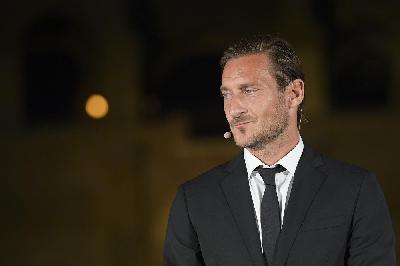 Totti al Colosseo