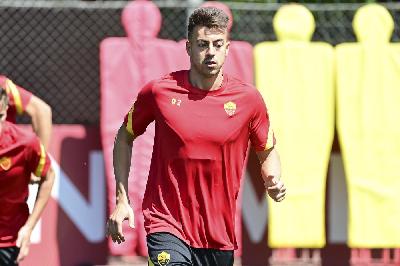 GALLERY - Due giorni all'ultima di campionato: l'allenamento della Roma GALLERY - Due giorni all'ultima di campionato: l'allenamento della Roma