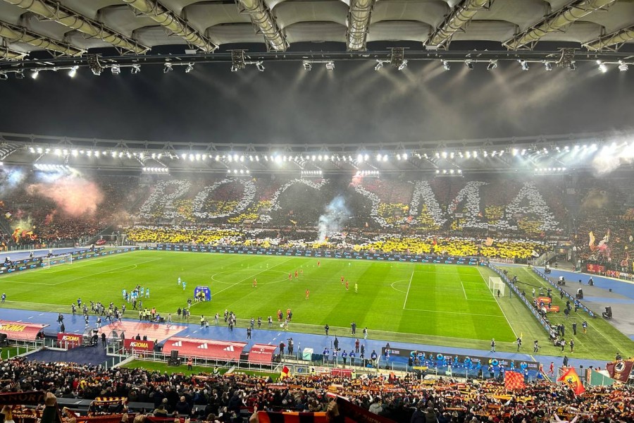 La coreografia in Tribuna Tevere 