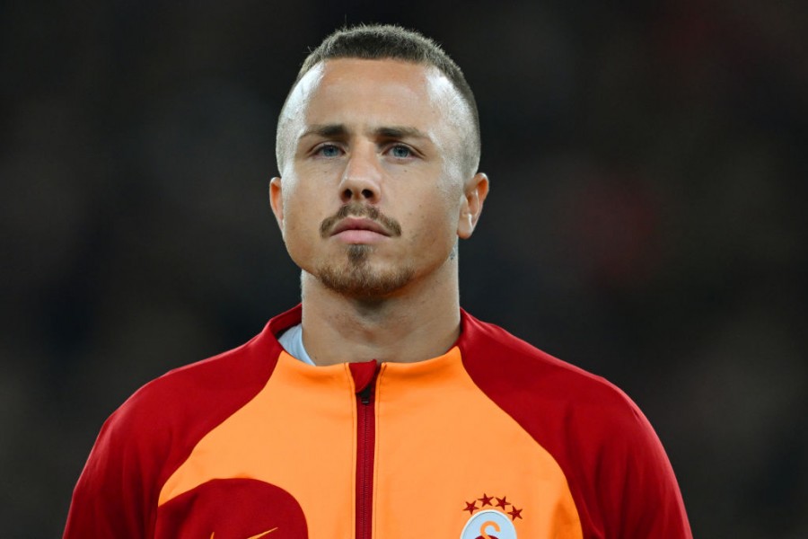 Angeliño con la maglia del Galatasaray