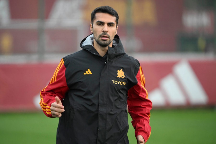 Zeki Celik in allenamento a Trigoria