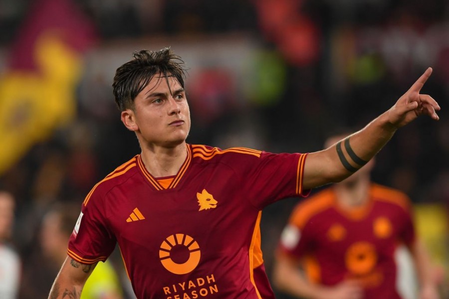 Esultanza di Dybala con la Roma