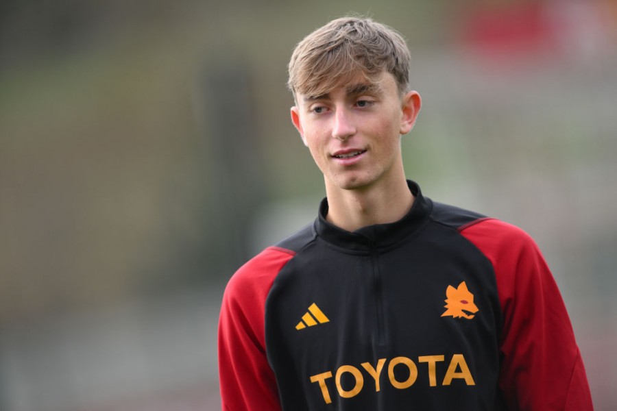 Dean Huijsen in allenamento a Trigoria