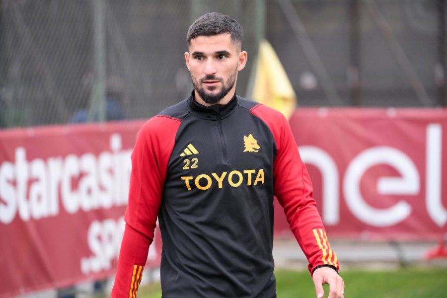 Houssem Aouar in allenamento a Trigoria