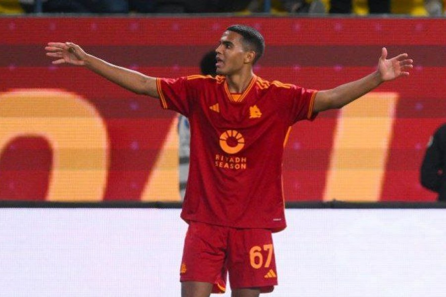 Joao Costa esulta