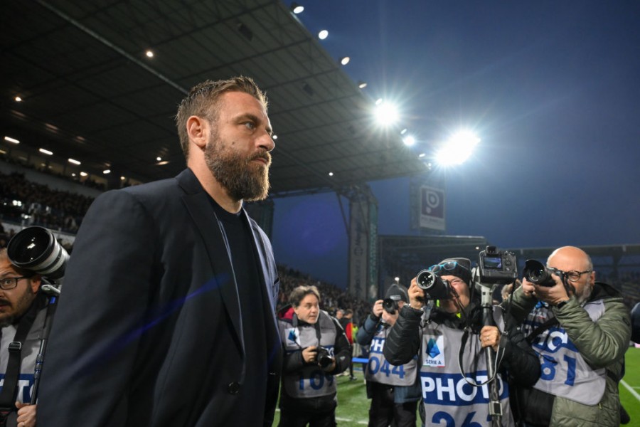 Daniele De Rossi in panchina allo Stirpe contro il Frosinone