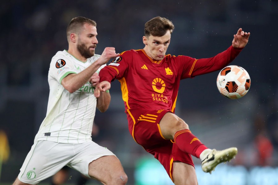 Llorente in campo con la Roma