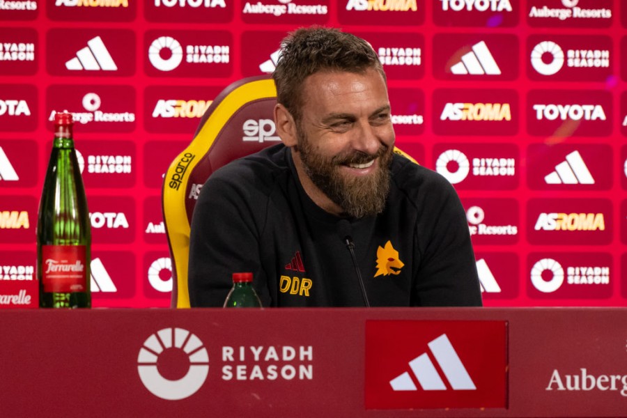 Daniele De Rossi in conferenza stampa a Trigoria