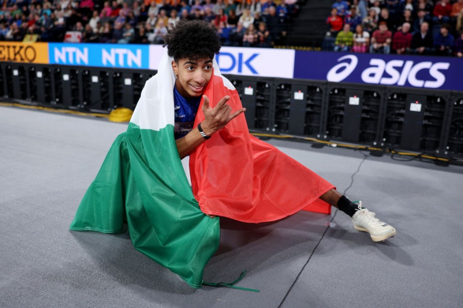 Mattia Furlani al termine del mondiale indoor a Glasgow