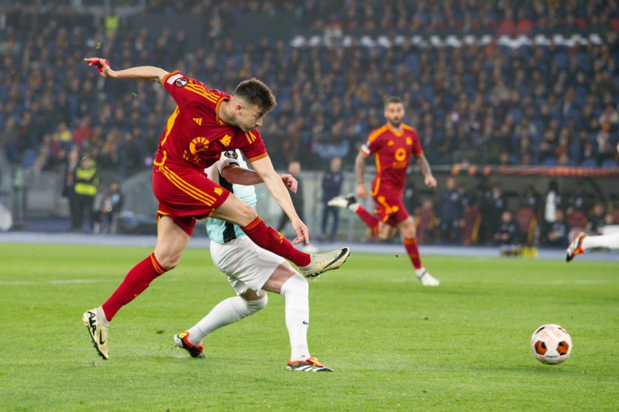 Stephan El Shaarawy in azione con la maglia della Roma