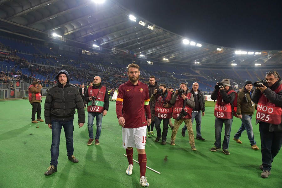 De Rossi contro la Fiorentina nel 2015