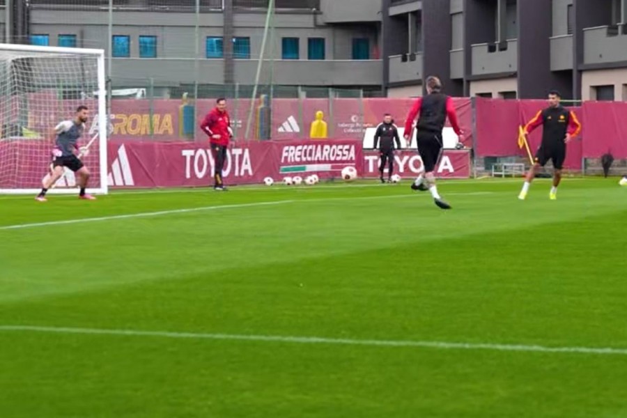 L'allenamento dei giallorossi a Trigoria