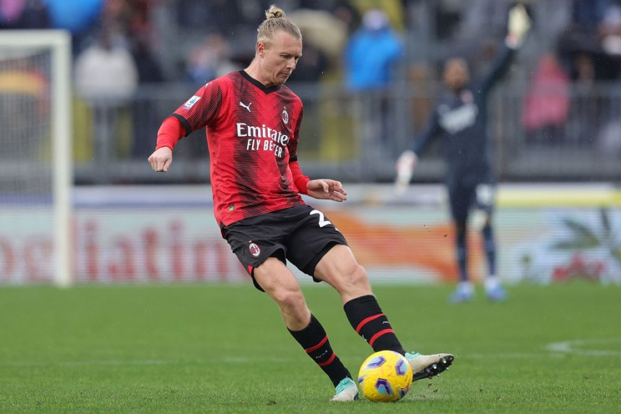 Simon Kjaer con la maglia del Milan