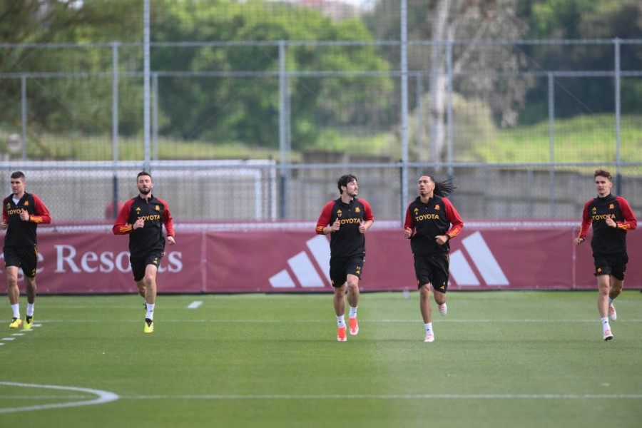 La squadra si allena a Trigoria in vista di Udinese-Roma