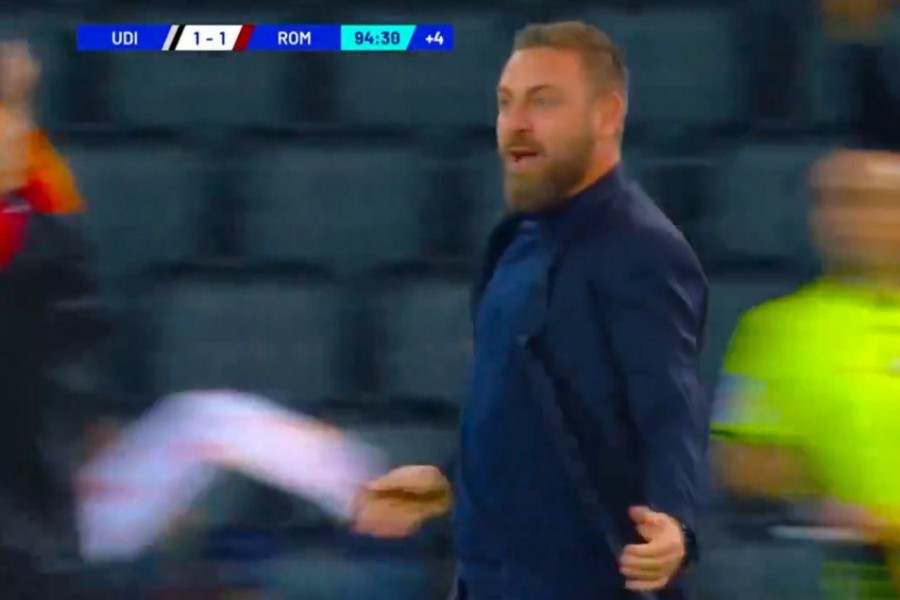 De Rossi esulta dopo il gol di Cristante