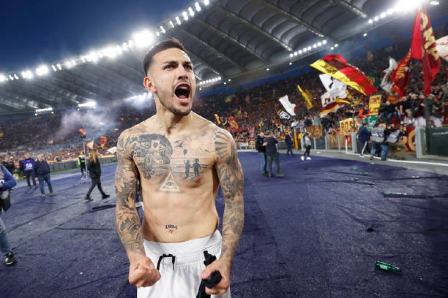 Paredes esulta dopo Roma-Lazio