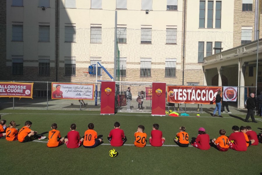 I bambini in campo all'oratorio Don Bosco