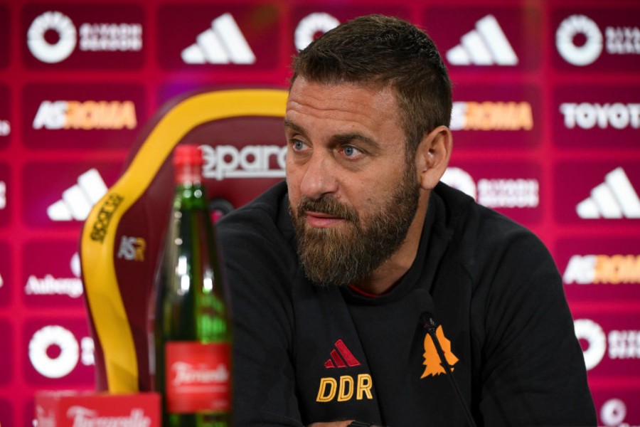 De Rossi in conferenza stampa