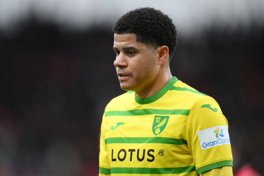 Gabriel Sara in azione con la maglia del Norwich