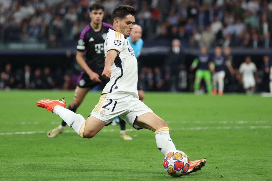 Brahim Diaz in campo con la maglia del Real Madrid