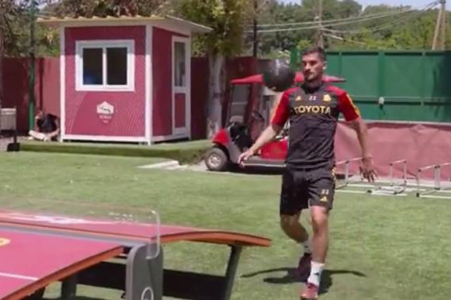 Aouar ed El Shaarawy si sfidano a teqball