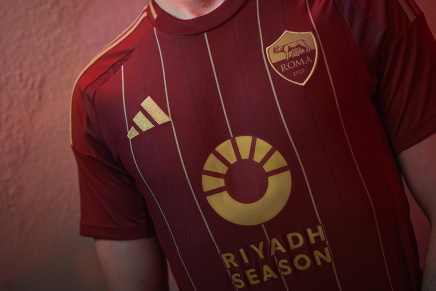 La nuova maglia home 24-25