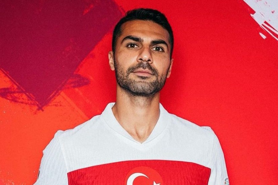 Uno scatto condiviso da Celik su Instagram
