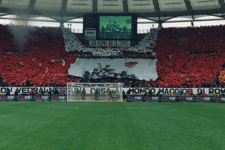 La coreografia della Curva Sud