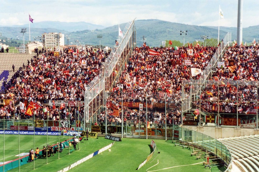 Il settore ospiti del Franchi il 9 aprile 2001