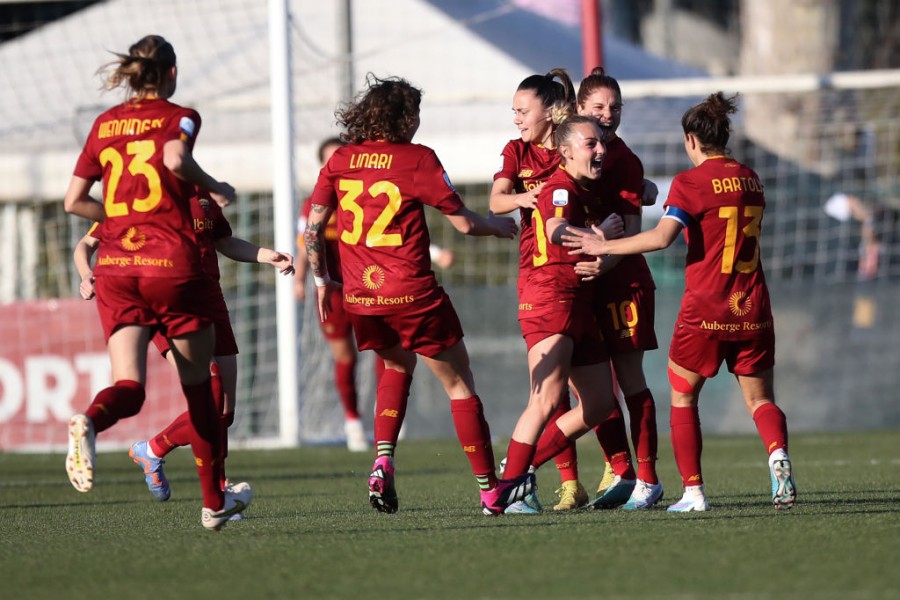 L'esultanza della Roma Femminile durante la partita contro l'Inter